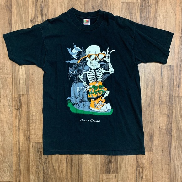 Fruit of the Loom Other - Grand Casino Halloween T-shirt Size XL